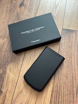 BlackBerry Porsche Design P’9982 - 5