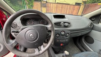 Renault Clio III 1.2 - 5