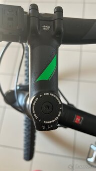 Pánsky bicykel Cube Cross čierno zelený model 2018 - 5