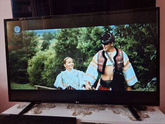 Predám LED TV LG 49LF510V Full HD - 5