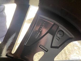 Original Skoda Scala disky 5x100 R18 - 5