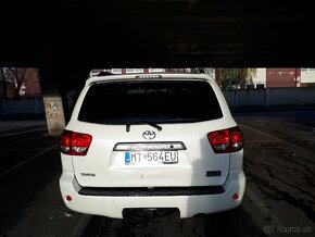 Toyota Sequoia 5.7 V8 Platinum - 5