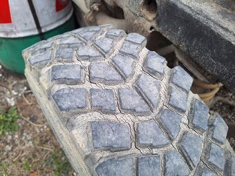 Elektrony R15 6x139.7 Pneu truck 2000 - 5