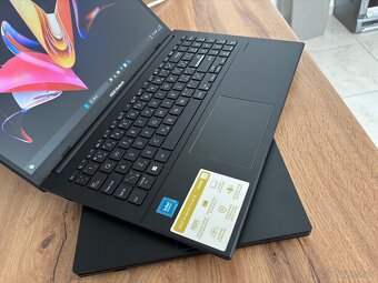 Asus Vivobook GO/Notebook/4GB RAM DDR4/128GB NvMe SSD/Intel - 5