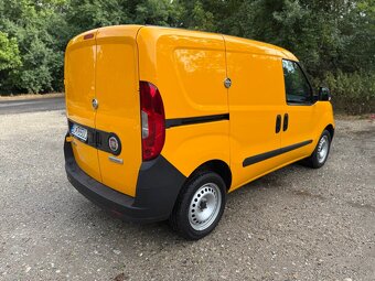 Fiat Dobló Cargo 1.4 T-Jet Base - 5