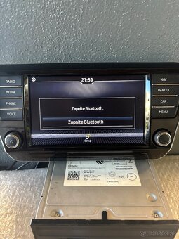 Skoda superb3 radio smartlink navigacia applecarplay - 5
