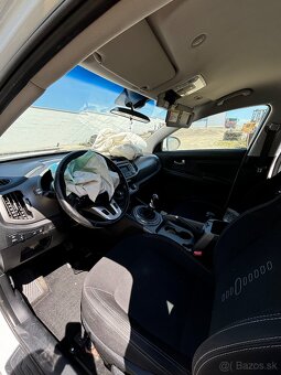 Predám havarované auto Kia Sportage 2015 - 5