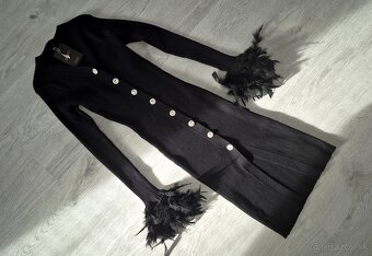 Úpletové šaty s pierkami v.M/L - 5