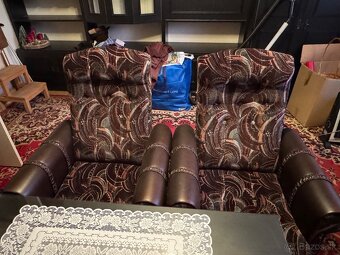 Zachovalá sedacia súprava - 5