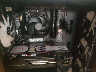 PC - RYZEN 5 3600, RX 5700 XT, 32GB MT/s, 1TB SSD, WIFI - 5