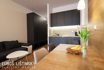 PREDAJ Apartmán 44m2 s garážovým státím v Rezort Hrebienok I - 5