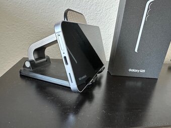 ✅NOVÝ Samsung S25 12/512GB Icy Blue - 5