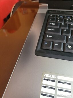 Asus F5RL-AP85 - retro notebook - 5