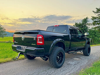 PRODÁNO DODGE RAM 2500 HEAVY DUTY 6.4 HEMI 4x4 LARAMIE - 5