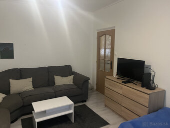 Na predaj útulný 2,5 izbový byt v Dunajskej Strede v centre  - 5