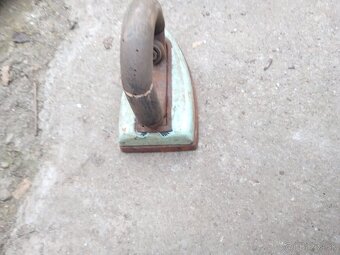 Žehlička a detské hračky - 5