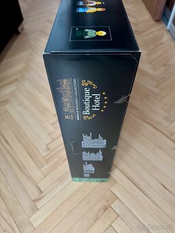 LEGO 10297 Butikový hotel - 5