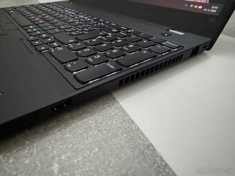 ThinkPad T15 Gen1 – i5, 16GB, 1TB NVMe, W11 Pro - 5