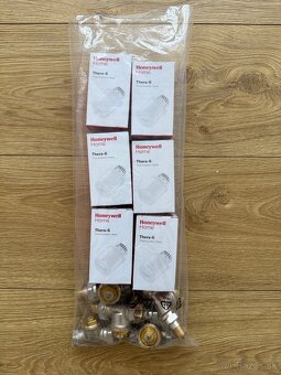 Predam nepouzite radiátorové ventily 3/8" a hlavice - 5