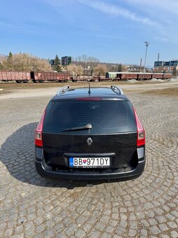 🚗 Renault Mégane Grandtour 1.9 dCi (96 kW) - 5