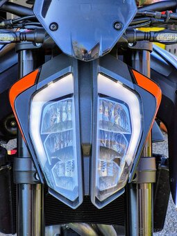 KTM DUKE 890R - 5