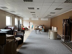 Obchodné priestory na ulici Podhora v centre Ružomberka - 5