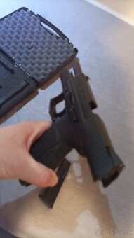 Zbraň -HK P30 - 5