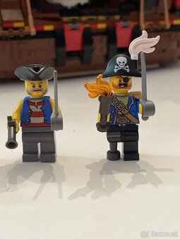 LEGO CREATOR 31109 Pirátska loď 3 v 1 - 5