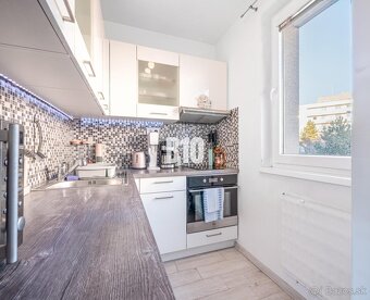 Na prenájom // Mozartova 17 – kompletne zrekonštruovaný 2-iz - 5