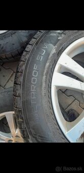Nokian Wetproof SUV 225/65 R17 pneu obute na Alu diskoch - 5