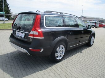 VOLVO XC70 2,4D 133kw Geartronic Momentum AWD 2015 - 5
