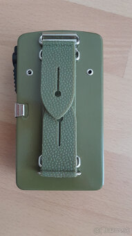 Predám starú ručnú baterku na 4,5V batériu - 5