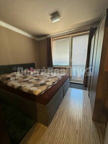 "REZERVOVANÉ" Exkluzívne na predaj 3-izbový byt v Leviciach  - 5