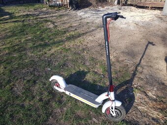 Elektrokolobežka MS Energy e10 Scooter - nafukovacie kolesá - 5