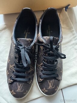 Tenisky LV velkost 40 sedi na 39,5-40 - 5