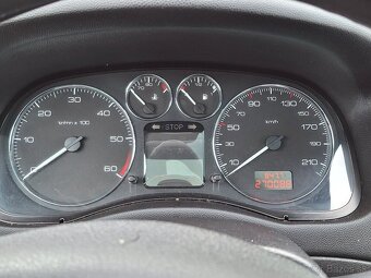 Peugeot 307 sw 7 miestne 1,6 diesel - 5