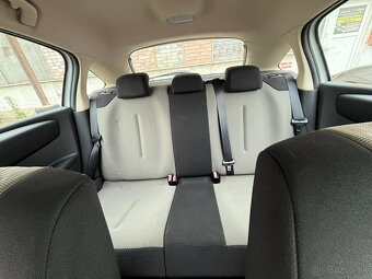 Citroen C4 1.6 benzín 129000km rok 2007 - 5