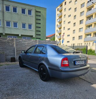 ŠKODA Octavia 1.6 Tour - 5