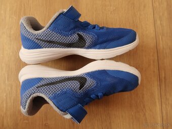 Tenisky NIKE č. 27,5 (vnút. dĺžka 17,7 cm) - TOP STAV. - 5