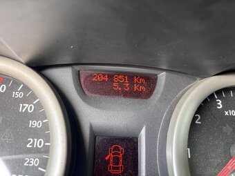Renault Megane 2 1.6 16v - 5