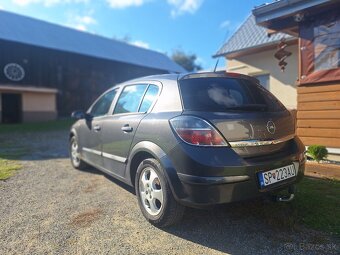 Opel Astra H - 5