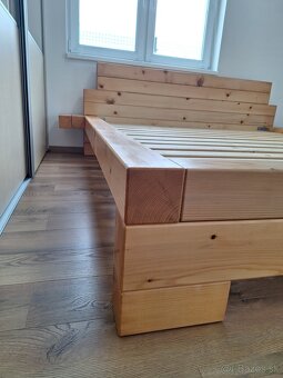 Drevená manželská postel - 5