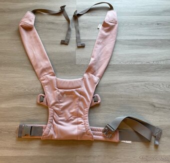 ERGOBABY | NOSIČ EMBRACE - SOFT KNIT - BLUSH PINK - 5