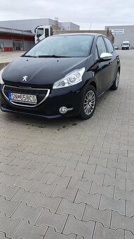 Peugeot 208 1.2 PureTech - 5