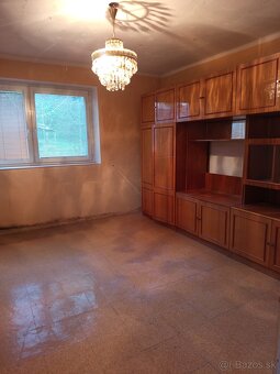 Predám rodinný dom v Zákopčí s pozemkom 1.142 m2 - 5