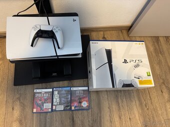 Predám PS 5 slim 1TB s mechanikou + 3 hry - 5