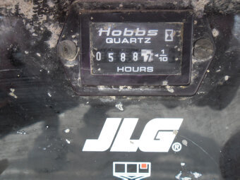 Nožnicová pracovná plošina JLG 2646ES - 5