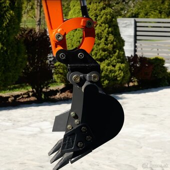 Nový minibager Euro Trade ETB-SD13D - 5