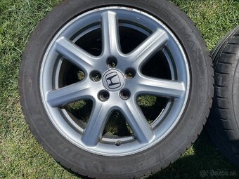 Honda 225/45 R17 - 5