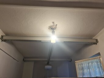 Zdvihacie zariadenie a plosina pre imobilnych - 5